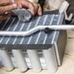 Cum se montează corect un sistem de panouri solare pentru apă caldă